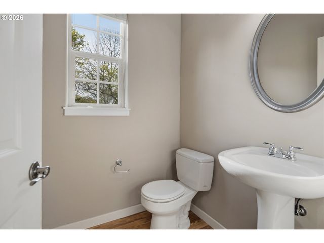 6344 Ne MEADOWGATE Ct, Hillsboro, OR 97124