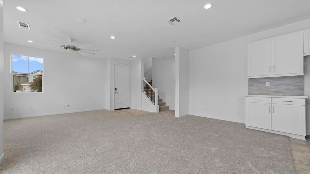 Image 9 of property listing at 27778 Heritage, Valley Center, CA 92082