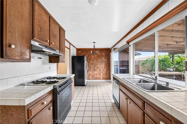 19529 Bouma, Cerritos, CA 90703
