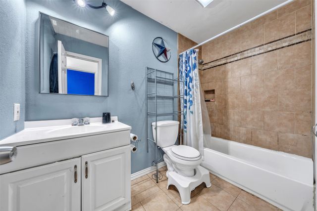 419 Joyce Street, Arlington, TX 76010