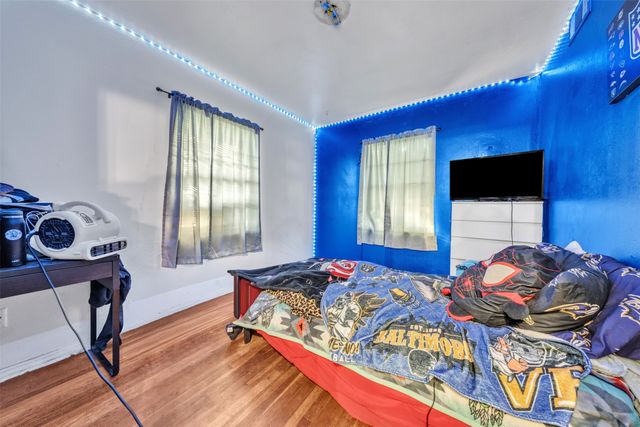 419 Joyce Street, Arlington, TX 76010