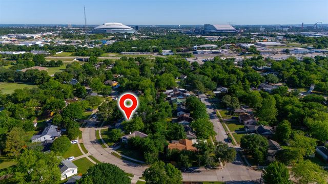 419 Joyce Street, Arlington, TX 76010
