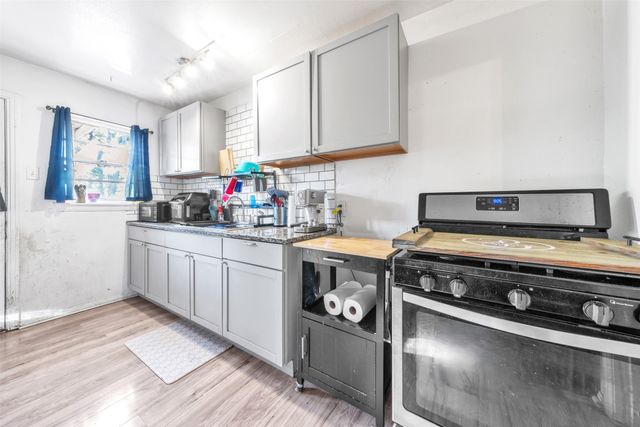 419 Joyce Street, Arlington, TX 76010