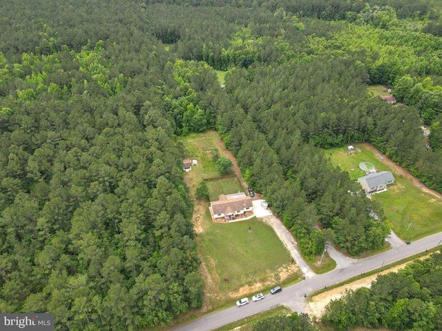 13385 CENTERVILLE RD, Disputanta, VA 23842