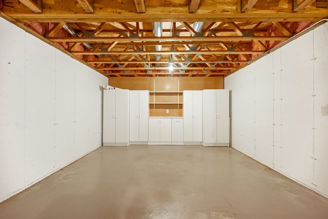 160 Nelson Parkway 160, Cherry Valley, IL 61016