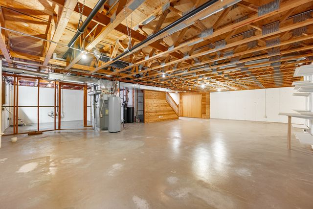 160 Nelson Parkway 160, Cherry Valley, IL 61016