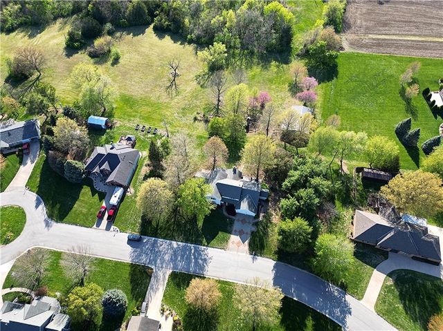 1502 Hillcrest Court, Atchison, KS 66002