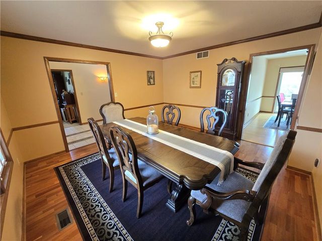 1502 Hillcrest Court, Atchison, KS 66002