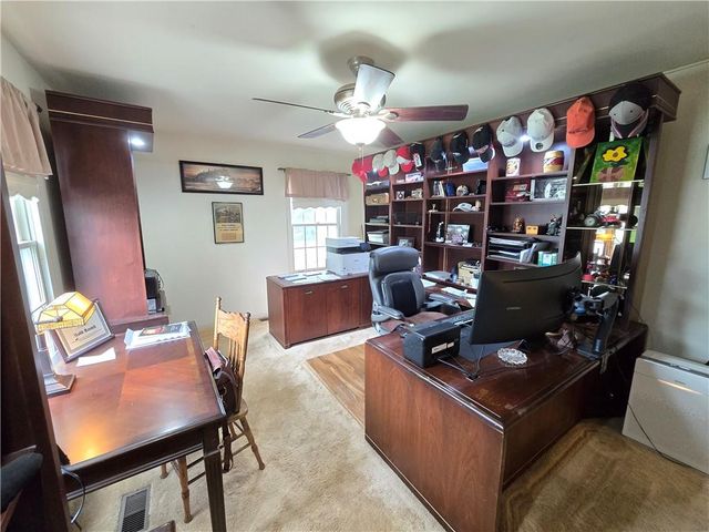 1502 Hillcrest Court, Atchison, KS 66002