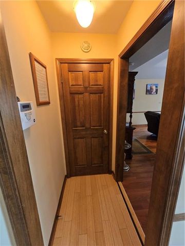 1502 Hillcrest Court, Atchison, KS 66002