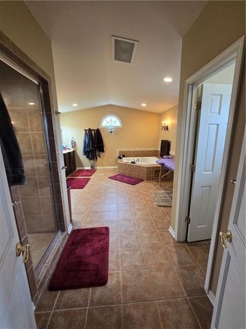 1502 Hillcrest Court, Atchison, KS 66002