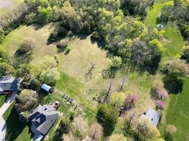 1502 Hillcrest Court, Atchison, KS 66002