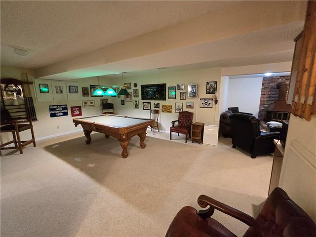 1502 Hillcrest Court, Atchison, KS 66002