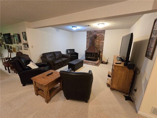 1502 Hillcrest Court, Atchison, KS 66002