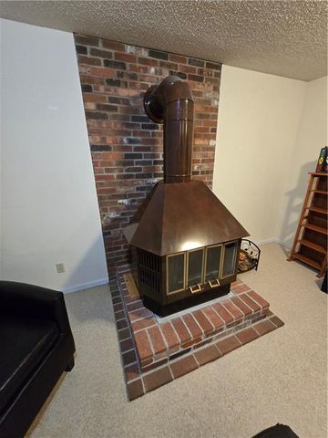 1502 Hillcrest Court, Atchison, KS 66002