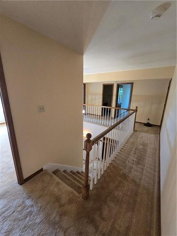 1502 Hillcrest Court, Atchison, KS 66002