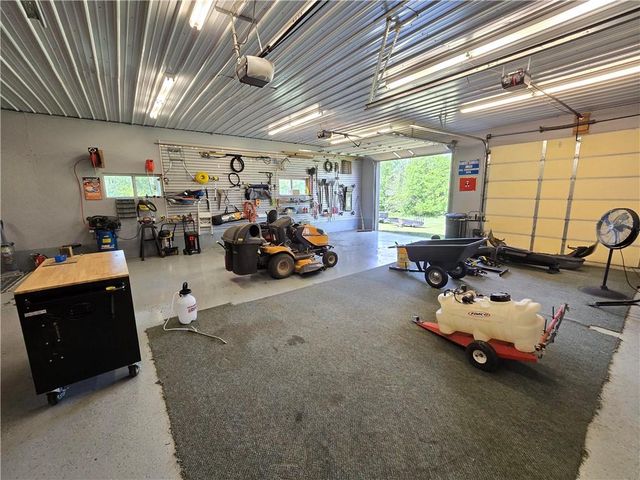 1502 Hillcrest Court, Atchison, KS 66002