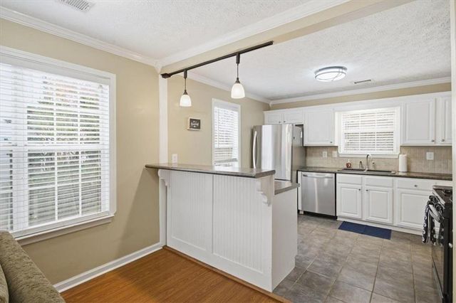 1418 Shiloh NW Way, Kennesaw, GA 30144