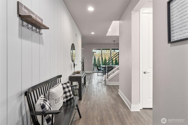 26924 237th Place SE, Maple Valley, WA 98038