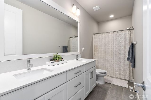 26924 237th Place SE, Maple Valley, WA 98038