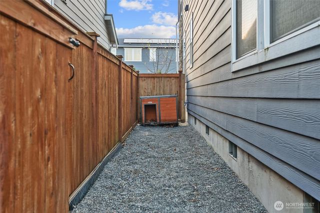 26924 237th Place SE, Maple Valley, WA 98038