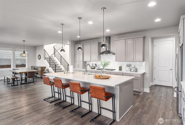 26924 237th Place SE, Maple Valley, WA 98038