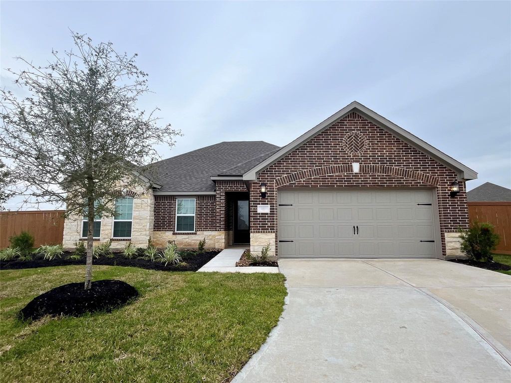 14002 Starboard Reach Drive, Texas City, TX 77510