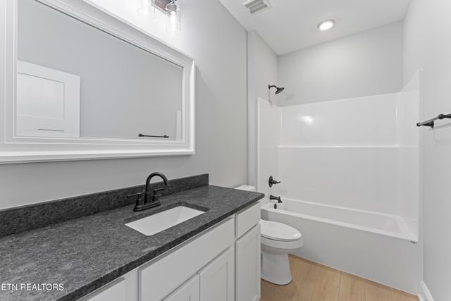 826 Sophie Drive, Greenback, TN 37742