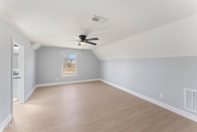 826 Sophie Drive, Greenback, TN 37742