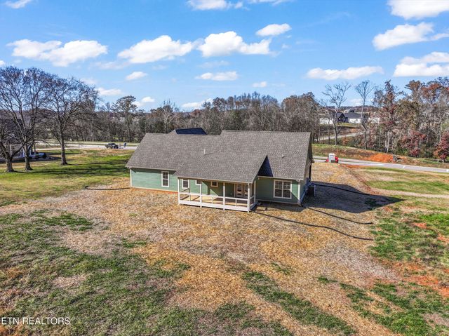 826 Sophie Drive, Greenback, TN 37742