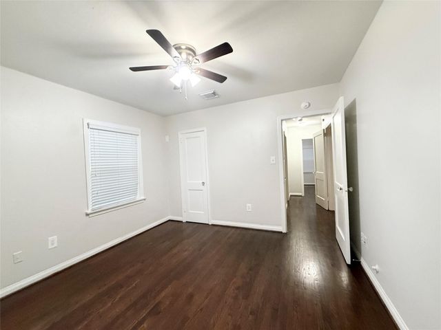 4010 Yupon Street, Houston, TX 77006