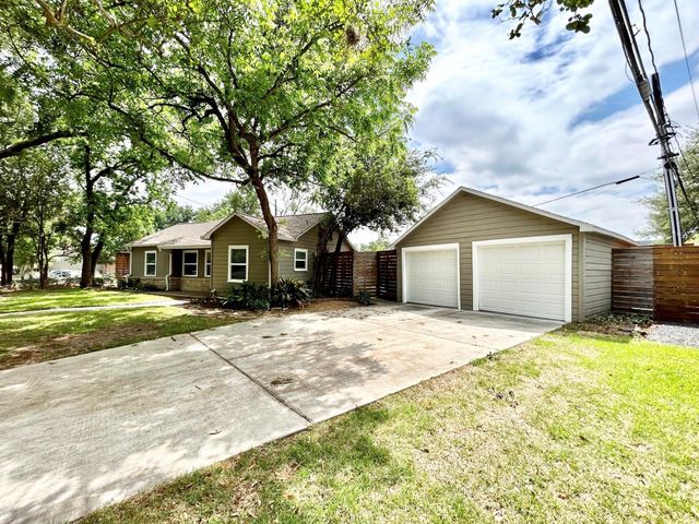 4010 Yupon Street, Houston, TX 77006