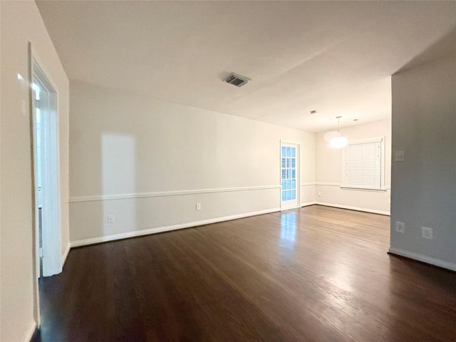 4010 Yupon Street, Houston, TX 77006