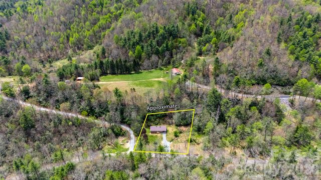 8855 Bugger Hollow Road, Newland, NC 28652
