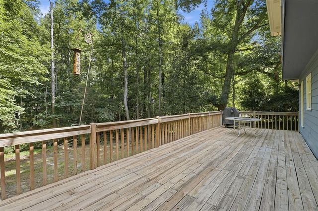 150 Windsor Drive, Fayetteville, GA 30215