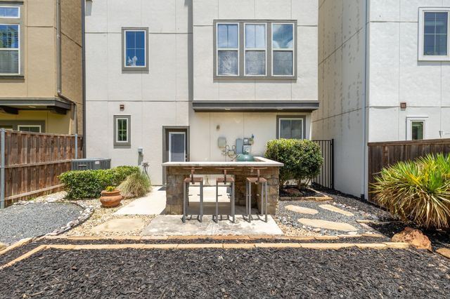 1856 Stevens Bluff Lane, Dallas, TX 75208