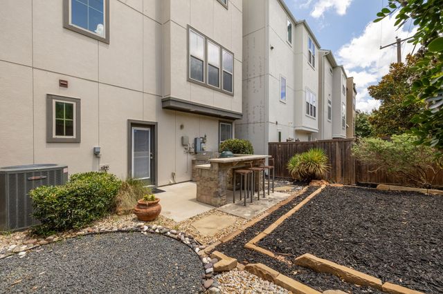 1856 Stevens Bluff Lane, Dallas, TX 75208