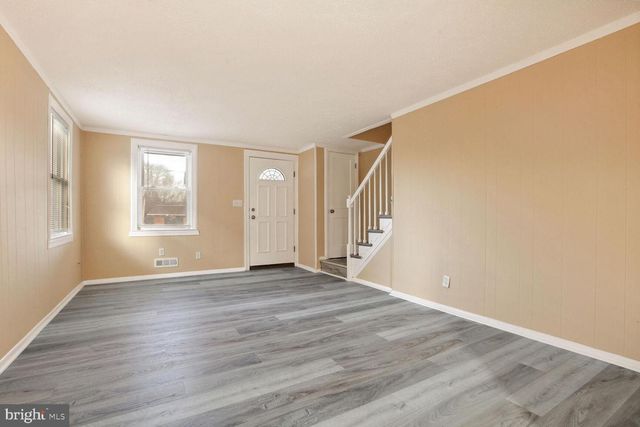 7443 HOLABIRD AVE, Dundalk, MD 21222