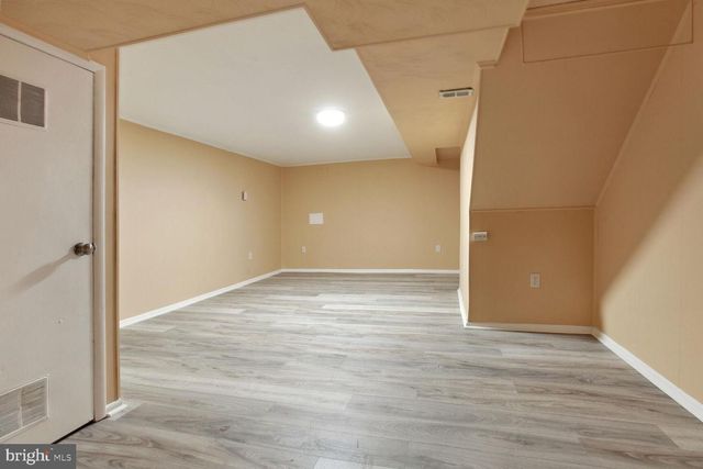 7443 HOLABIRD AVE, Dundalk, MD 21222