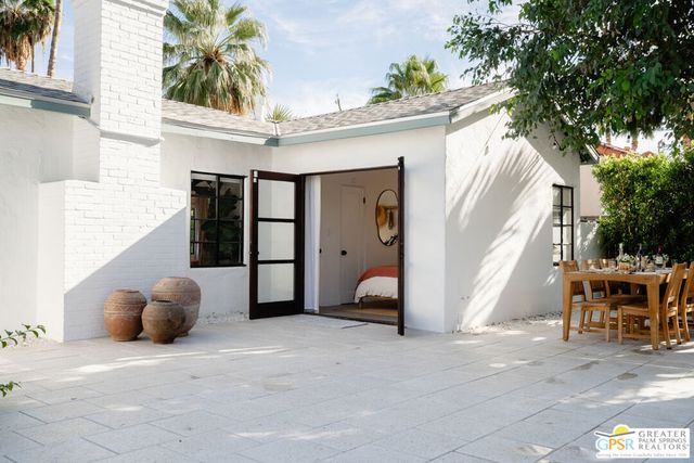 625 S Camino Real, Palm Springs, CA 92264