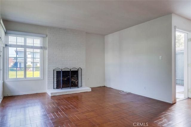 1845 Anaheim Avenue 16C, Costa Mesa, CA 92627