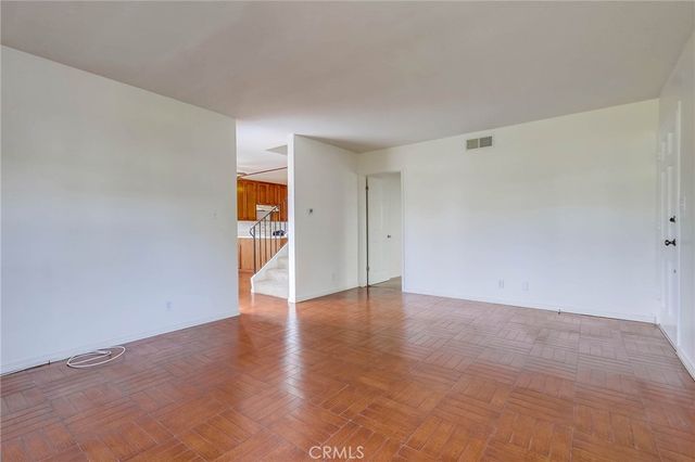 1845 Anaheim Avenue 16C, Costa Mesa, CA 92627