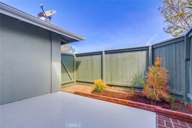 1845 Anaheim Avenue 16C, Costa Mesa, CA 92627