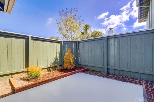 1845 Anaheim Avenue 16C, Costa Mesa, CA 92627