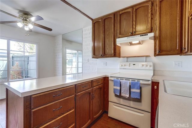 1845 Anaheim Avenue 16C, Costa Mesa, CA 92627
