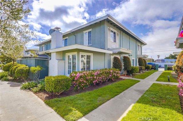1845 Anaheim Avenue 16C, Costa Mesa, CA 92627
