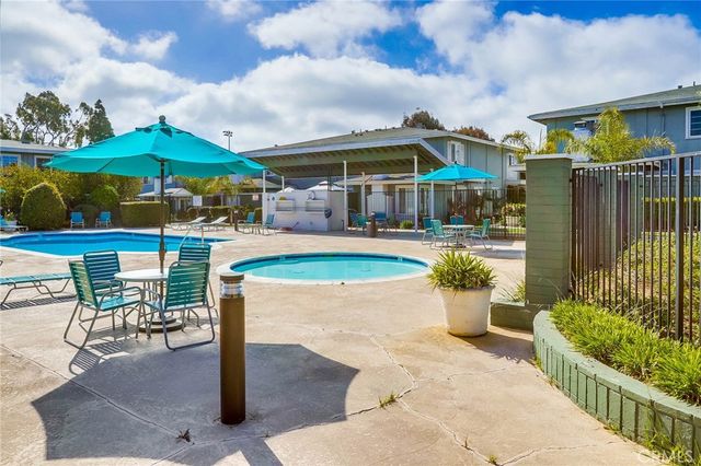1845 Anaheim Avenue 16C, Costa Mesa, CA 92627