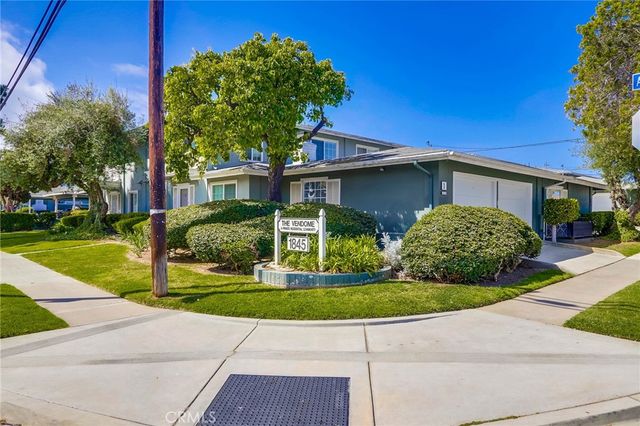 1845 Anaheim Avenue 16C, Costa Mesa, CA 92627