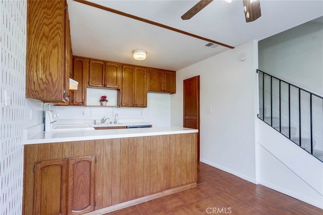 1845 Anaheim Avenue 16C, Costa Mesa, CA 92627