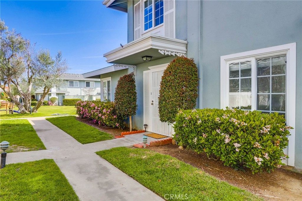 1845 Anaheim Avenue 16C, Costa Mesa, CA 92627